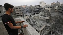 Israel warplanes strike mosque in Gaza