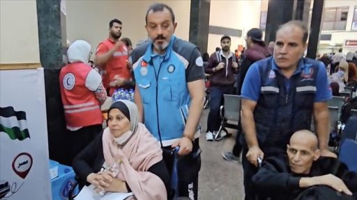Cancer patients evacuated from Gaza heading to Türkiye for treatment