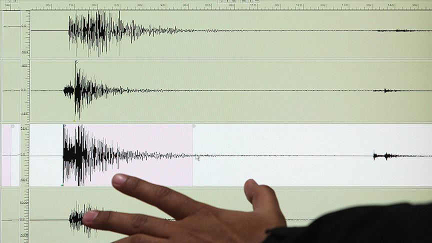 5.7-magnitude earthquake strikes northwestern Iran