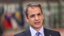 Mitsotakis stresses need to increase resources for migration and the climate crisis