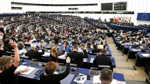 European Parliament resolution expresses concern over rule of law in Greece