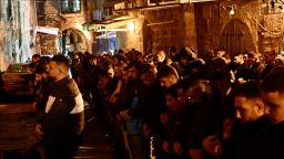 Israeli police block entry of Palestinians to Al-Aqsa Mosque