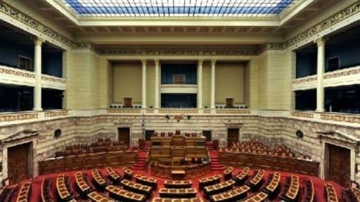 PASOK-KINAL leader tables joint censure motion in Greek parliament