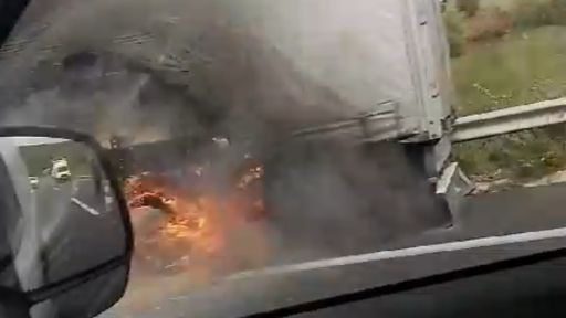Truck catches fire on the Egnetia motorway between Alexandroupoli and Komotini