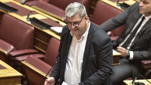 MP Zeybek: "The government downgrades the education and the profession of tour guides in Greece"