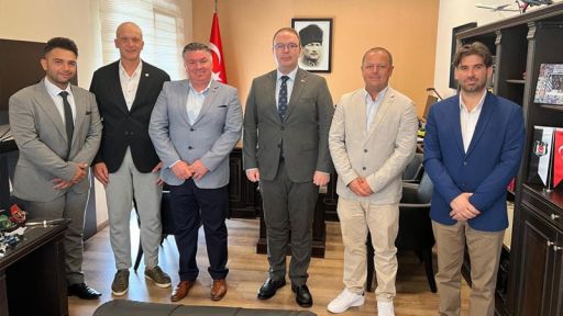 Executives of the Western Thrace Fenerbahce Association pay visit to Consul General Ünal