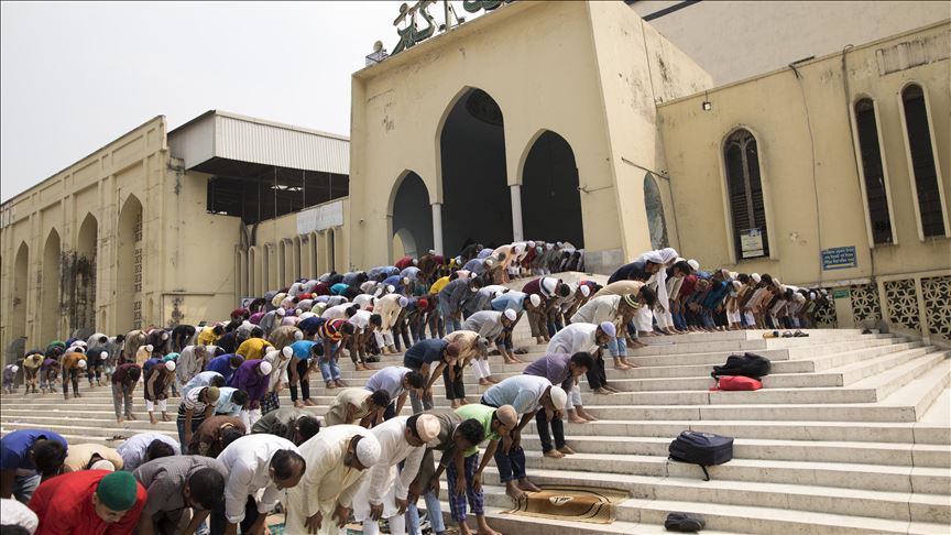 Bangladesh restricts public Eid prayers amid pandemic