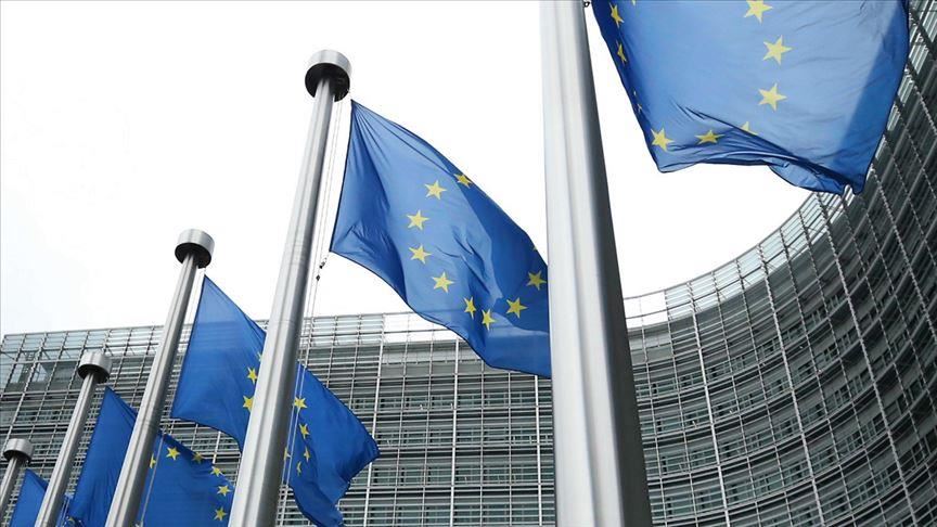 EU shortens COVID-19 safe country list