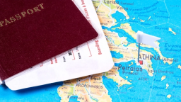 Greece extends visa-on-arrival program for Turkish tourists