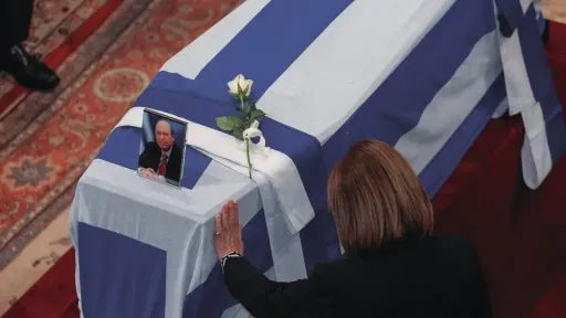 Costas Simitis laid to rest at First Cemetery of Athens with full state honors