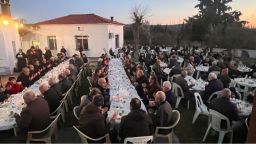 Hundreds of kinsmen gather for iftar in Işıklar Village