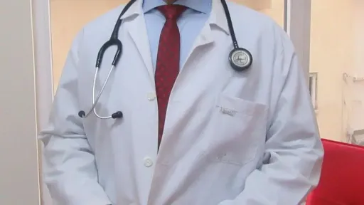 Greek healthcare spending lagging, OECD report shows