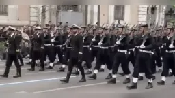 Greek Navy cadets punished for anti-Türkiye slogans during national parade