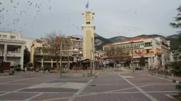 City of Xanthi enlisting falcons to tackle pigeon problem