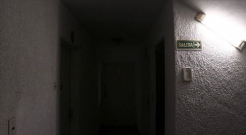 Madrid neighborhood without electricity for 2 months