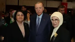 Işık Sadık Ahmet meets President Erdoğan during Mother's Day event in Istanbul