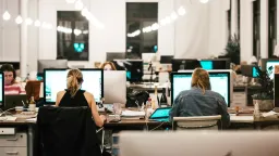 Greeks worked longest hours in EU in 2024, Eurostat says
