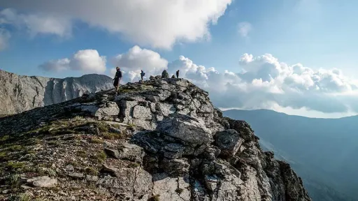 Bulgarian family rescued from Mt Olympus after weather-related stranding