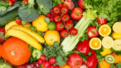 Fruit and vegetable imports to Greece rise in first half of 2025