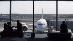 Power bank sparks panic on Istanbul-Seoul flight, forces emergency landing