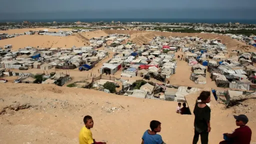 Rights group warns Israel systematically destroying Gaza's largest neighborhood