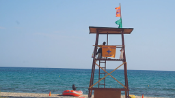 Opposition calls for ambulance presence on Gümülcine’s beaches after drowning incident