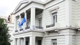 Greek FM Spokesperson: Electricity cable project, will proceed on schedule