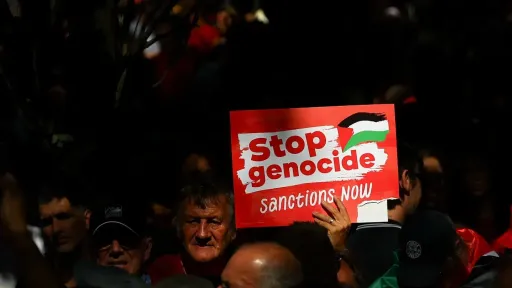'Red line for Gaza': Tens of thousands march in Brussels to show solidarity with Palestinians