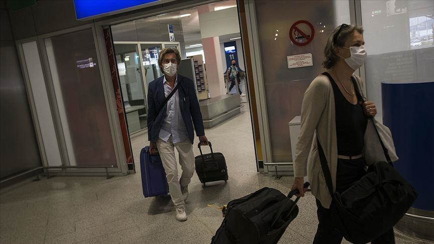 Greece extends ban on int'l, domestic flights