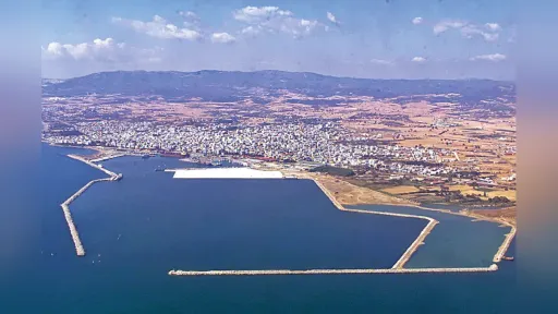 Inclusion of the Dedeağaç–Sigri Midilli–Mesta Sakız ferry route in the public investment development program (APDE) with mandatory stop at Piraeus Port