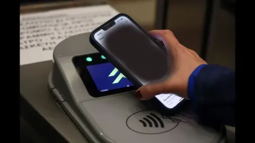 Athens to launch smartphone travelcards for public transport