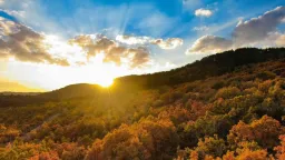 Sunny and mild weather across Greece this weekend