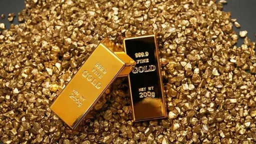 Gold extends record run to breach $4,300 mark for first time