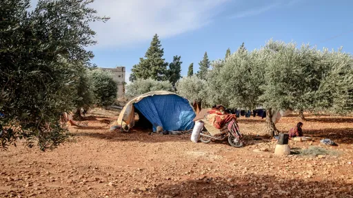 Greece extends legal farm visas, rules out work permits for undocumented migrants