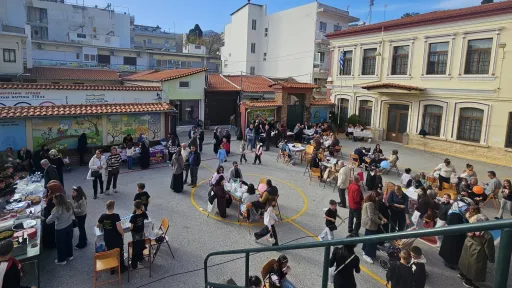 İskeçe Central Turkish Primary School hosts traditional solidarity bazaar