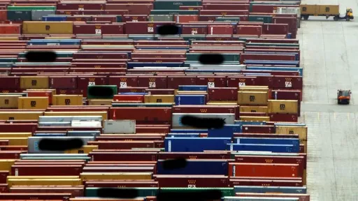 Two attacks linked to EU customs fraud investigation in Greece