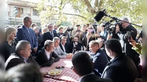 Mitsotakis highlights development support during visit to Rhodope