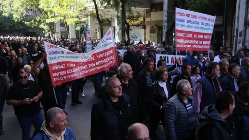 Farmers march to OPEKEPE headquarters in Athens