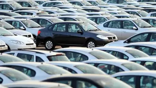 Buyers urged to check VAT as used-car fraud emerges in Greece