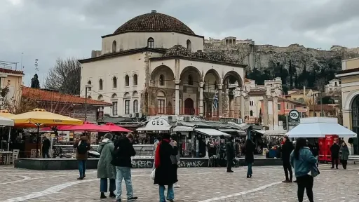 Christmas 2025 trading hours begin on 11 December