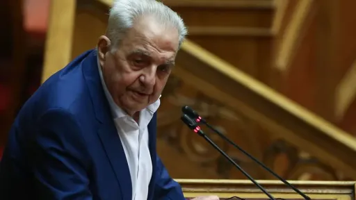 Former SYRIZA minister Alekos Flambouraris dies