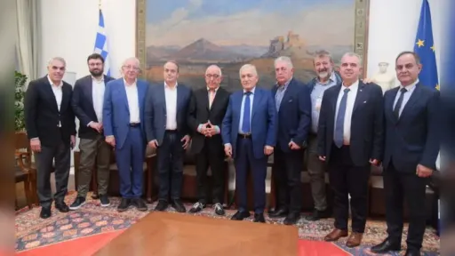 Speaker of the Hellenic Parliament meets with the Central Union of Greek Municipalities (KEDE)