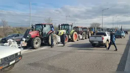 Farmers clarify which vehicles pass freely and without delay through the Gümülcine roadblock