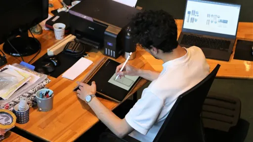 Greek students lead EU in unemployment due to low pay, poor job conditions