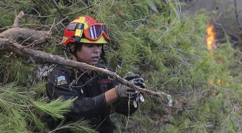 Villages, monasteries evacuated as Greece battles wildfire