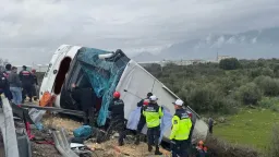 Bus crash in Southern Türkiye kills 9, injures 26