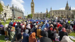 Study finds widespread anti-Muslim bias in British media coverage
