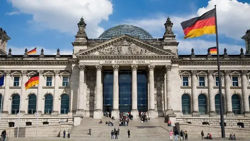 Two mayors of Turkish origin elected in Bavaria local elections