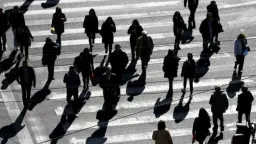 Greece’s unemployment falls to 8.5% in February