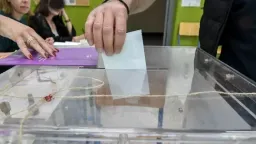 ND steady at 25.5%, PASOK gains momentum, poll shows